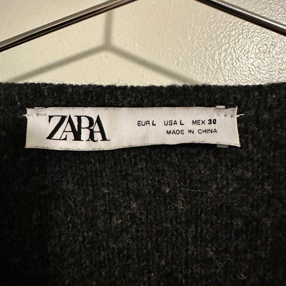 Zara women’s 199% will charcoal grey zip sweater - Picture 2 of 3